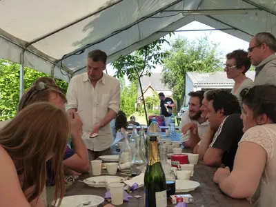 Magie de proximité lors d'une réception